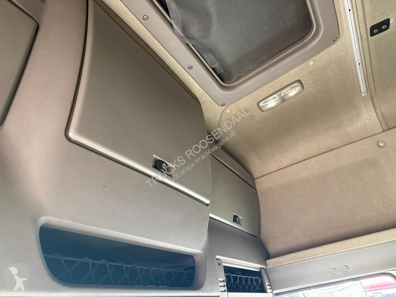 شاحنة DAF 85460 + 8X2 STEERING + EURO 5