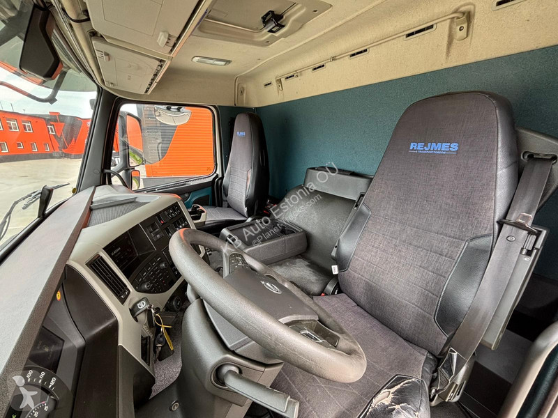 شاحنة Volvo FM 370 6x2*4 MITSUBISHI TU100 / BOX...