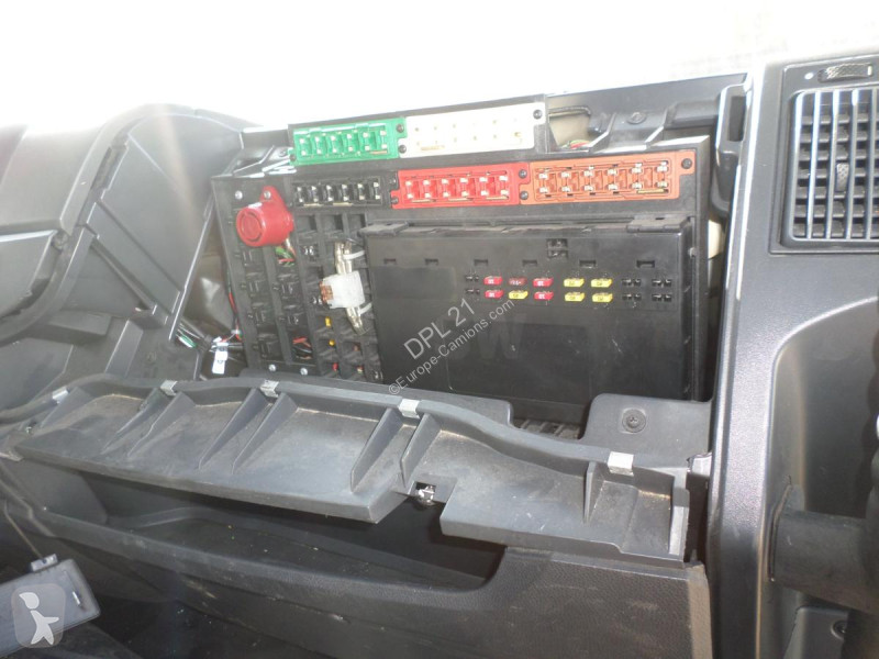 شاحنة Iveco 160E21