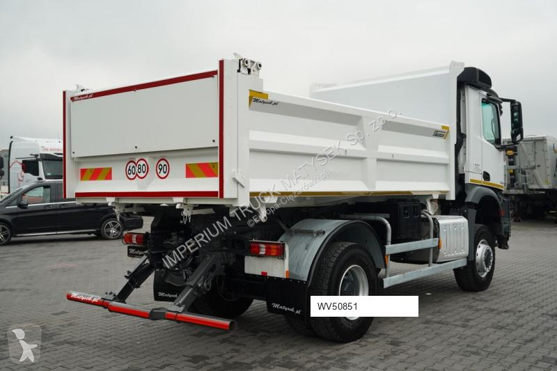 شاحنة Mercedes ACTROS 2038