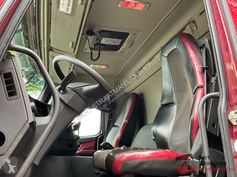 Lastbil Volvo FM 460 10x4 bladgeveerd met...