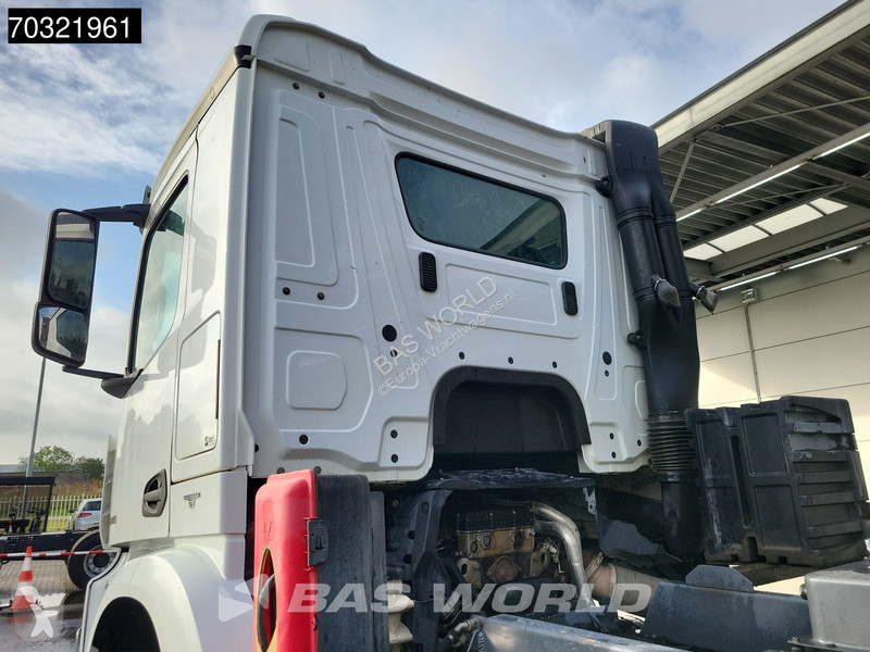 شاحنة Mercedes 3243 8X4 11m3 2-way tipper...