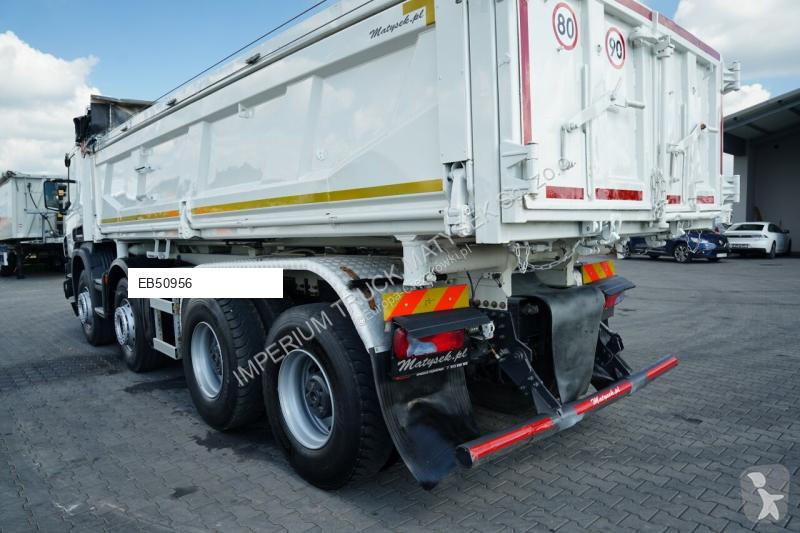 شاحنة Scania P 440 / 8x4 / WYWROTKA 2 STRONNA /...