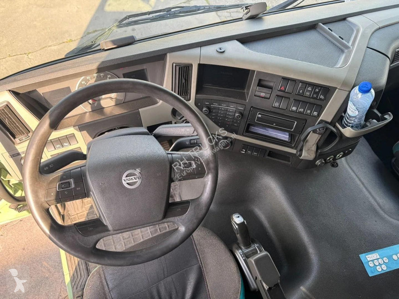 Camion Volvo 6X2 EURO 6 VDL 21T HOOK