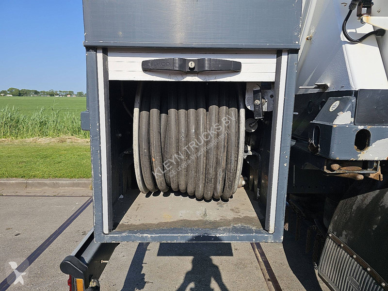 شاحنة Mercedes AXOR 1829 GAS G PROPAN BUTAN