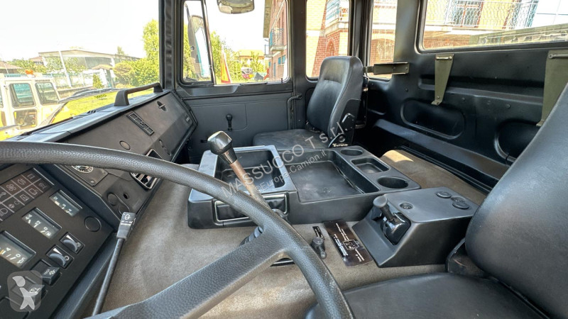 شاحنة Iveco 6x6