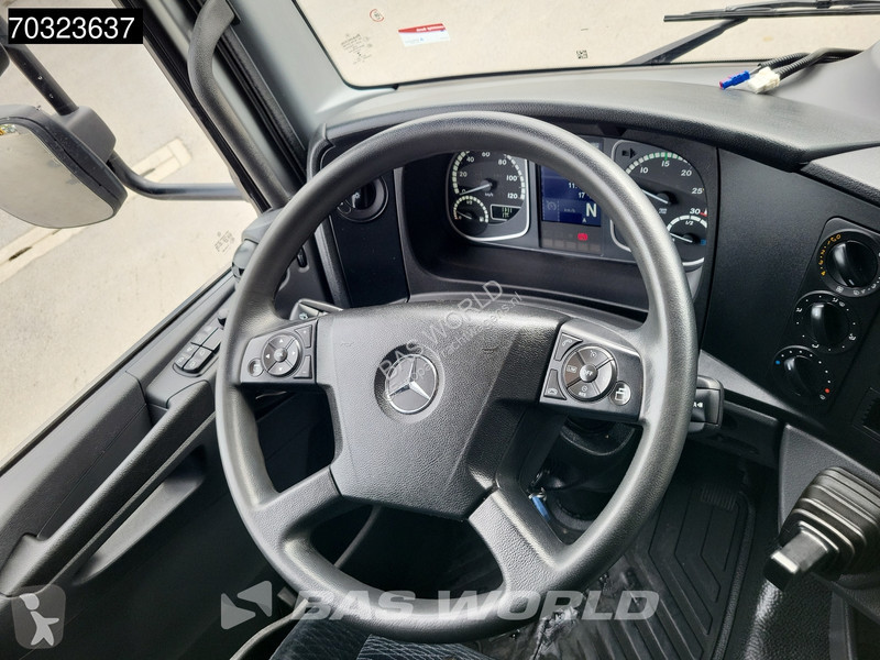 Mercedes 1524 4X2 15tonner curtainsides...