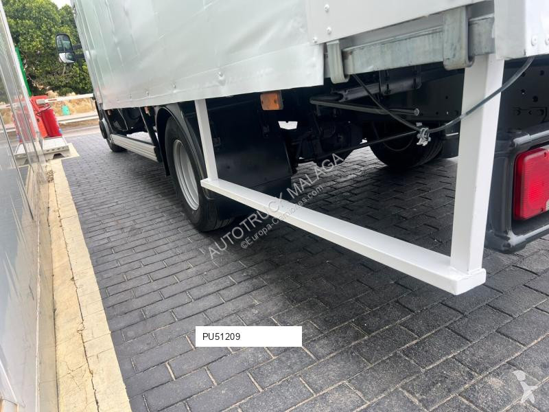 شاحنة Iveco 70C15 BOTELLERO