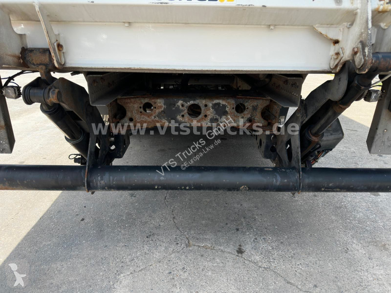 شاحنة Iveco 75E18 Koffer Junge Aufbau LBW
