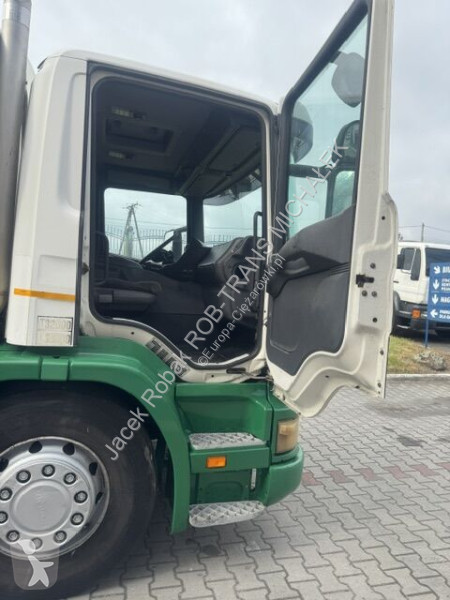 شاحنة Scania DK 12