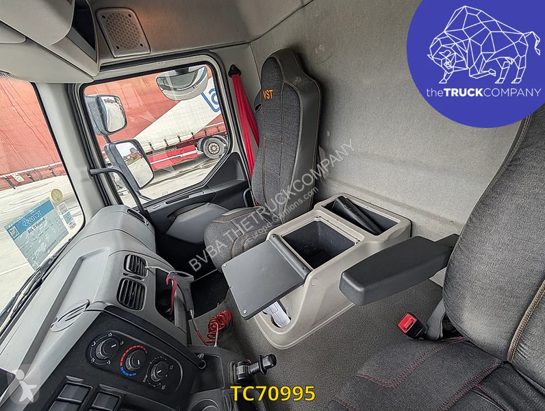 شاحنة Renault D 210