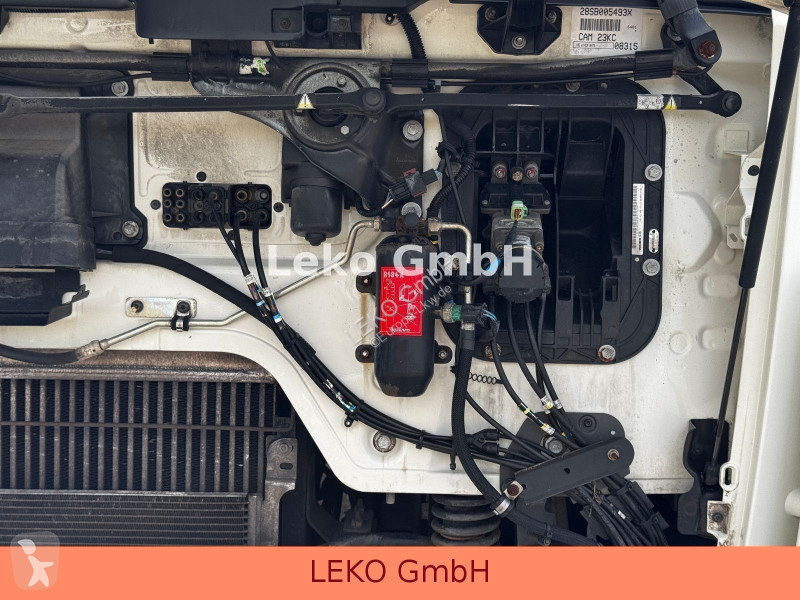 شاحنة Volvo FE 260-2units Mit Carrier Sp 950Mt