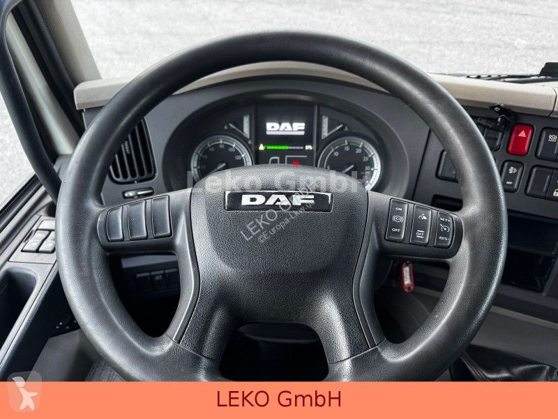 شاحنة DAF 220 Koffer