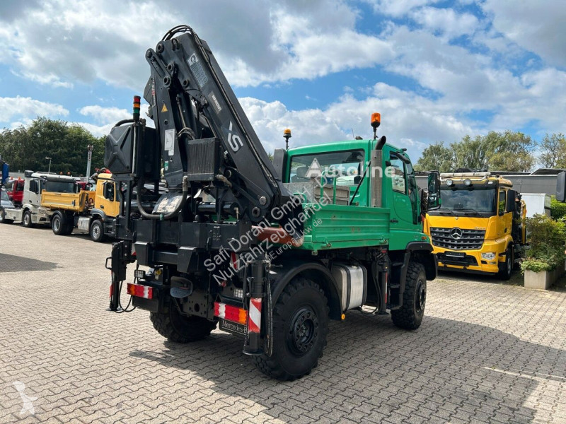 شاحنة Mercedes U400 + HIAB 122E 4x4