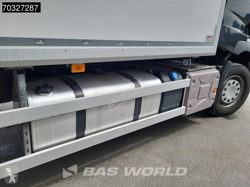 شاحنة Renault T 380 T 6X2 7,67m Box Full Air...