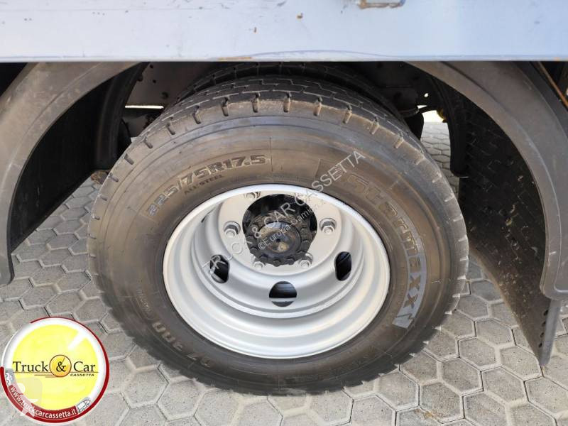 شاحنة Iveco
