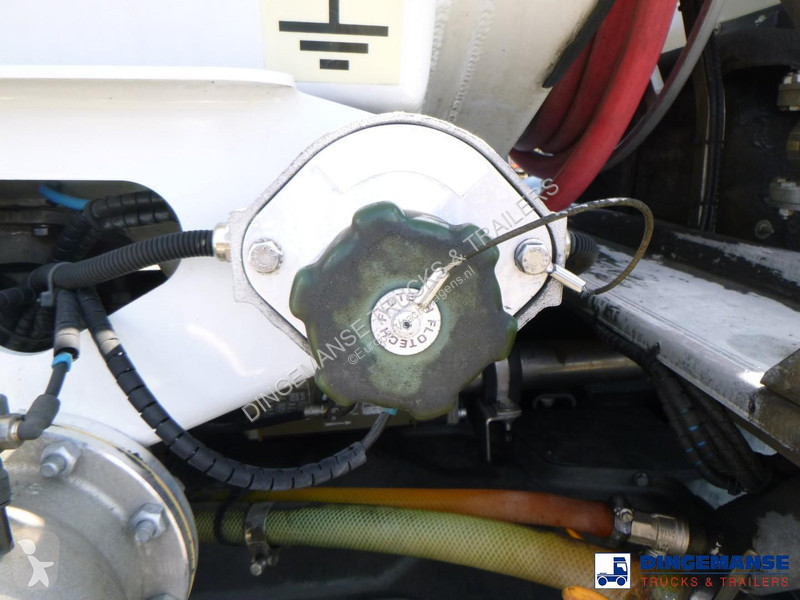 شاحنة Renault 380.26 dxi 6x2 fuel tank 18.5 m3...