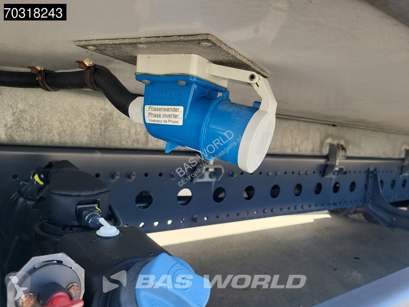 شاحنة Mercedes 1524 4X2 16tonner Thermo King...