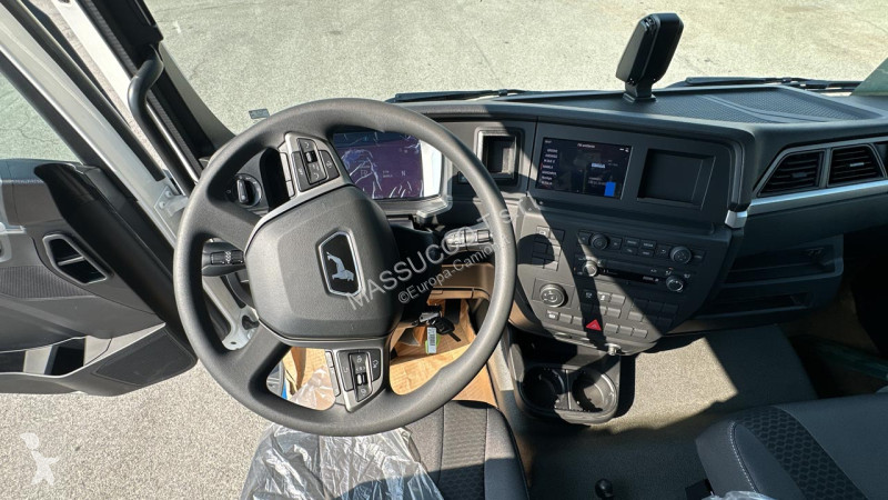 شاحنة MAN TGM 13.250 4x4