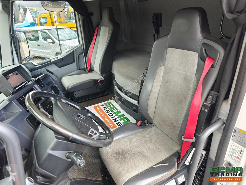 شاحنة Renault T380 6x2/4 Sleeper Cab Euro6C -...