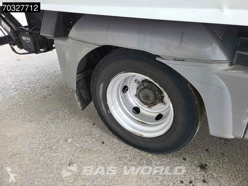 شاحنة Mercedes 816 4X2 Manual 6mtr Box...