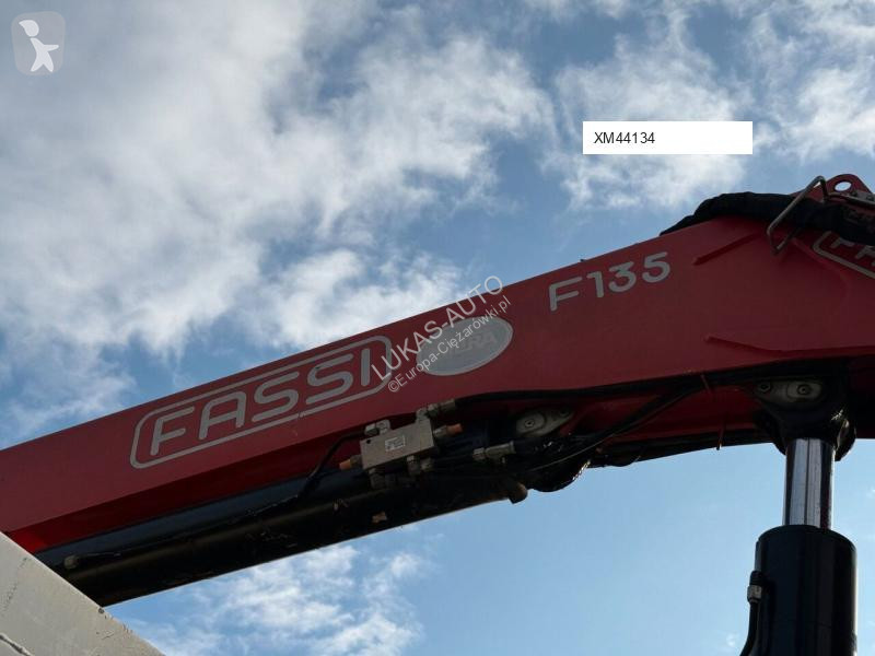 شاحنة Iveco F135