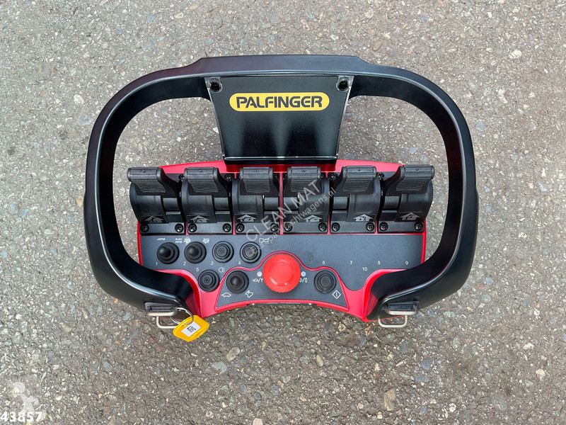 Lastbil MAN 6x6 Full Steel Manual Palfinger 68...