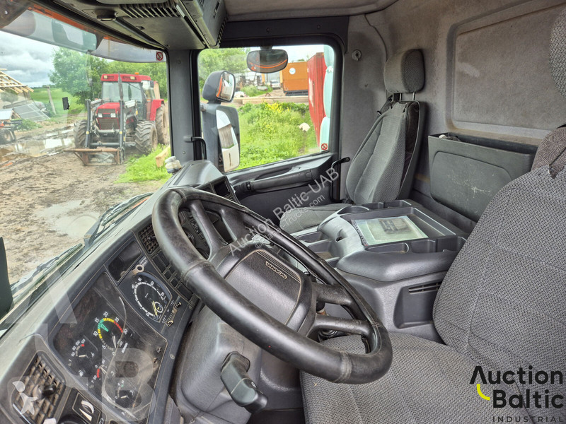 شاحنة Scania 94D 260