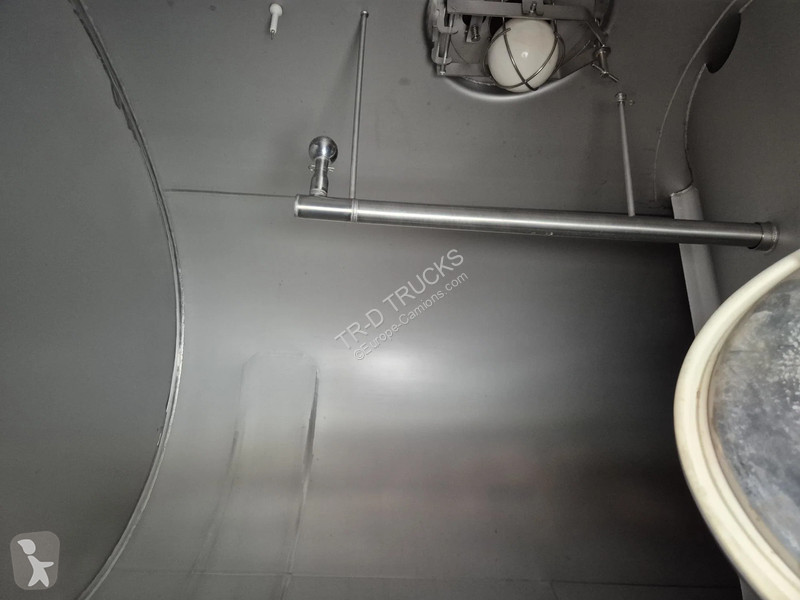 شاحنة Volvo FMX 370 16000L INSULATED INOX TANK...