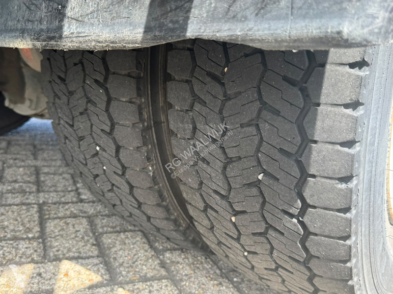 شاحنة Iveco ML120E22