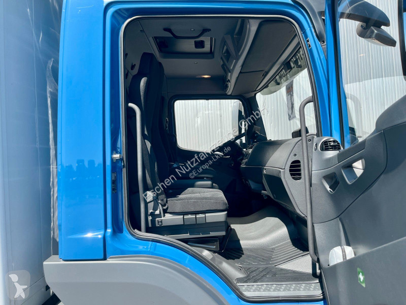 Camion Mercedes 818 4,35mKoffer*LBW+Tür*3x...