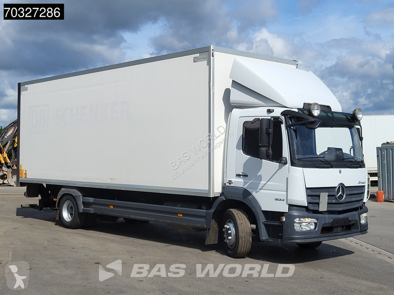 شاحنة Mercedes 1524 4X2 15tonner 6-cylinder...