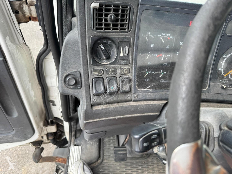 شاحنة Scania G 380 6X2 EURO 2 + 20 TON HOOKLIFT