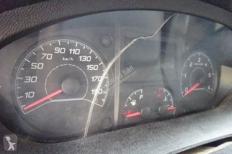 Camion Peugeot BOXER 2,2 HDI 130 7 PLACES