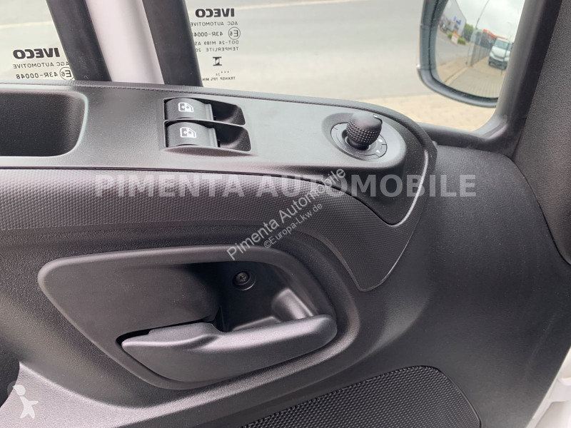 شاحنة Iveco 70C18A8P TK AUT LUFTF V500X...