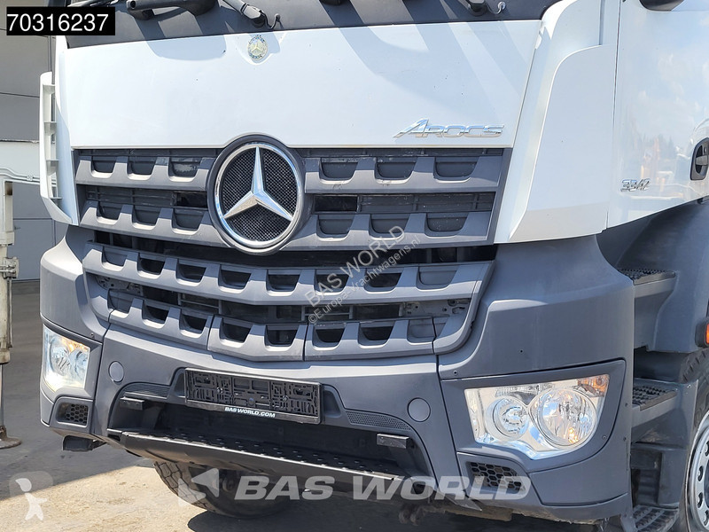 شاحنة Mercedes 3342 6X4 SERMAC 5Z36 Concrete...