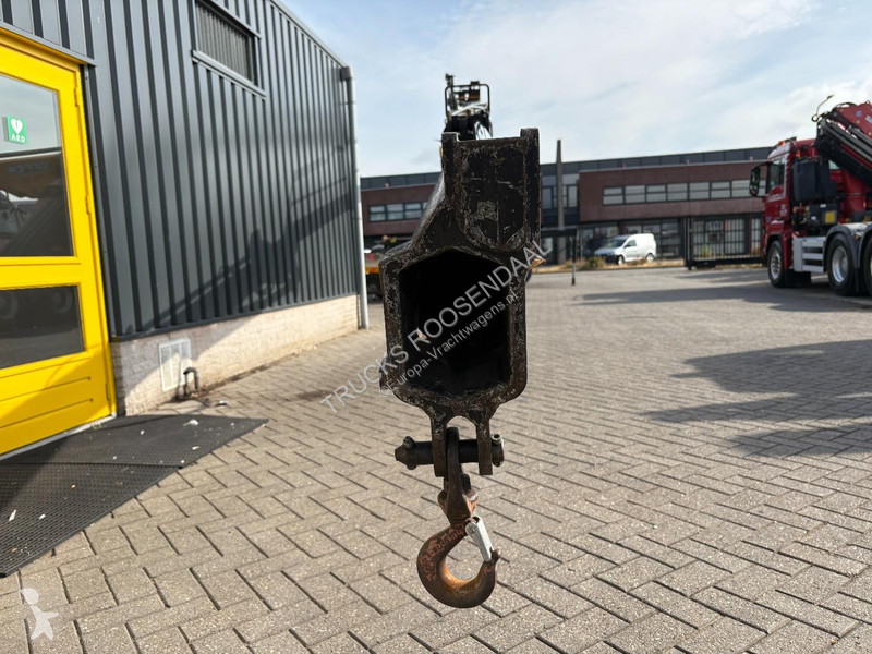 شاحنة MAN 33,360 + EFFER 210/4S 4 X EXT. + JIB...