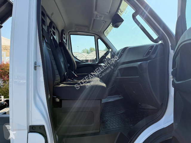 شاحنة Iveco DAILY 35S18 H 4X4 RIB. TRILATERALE