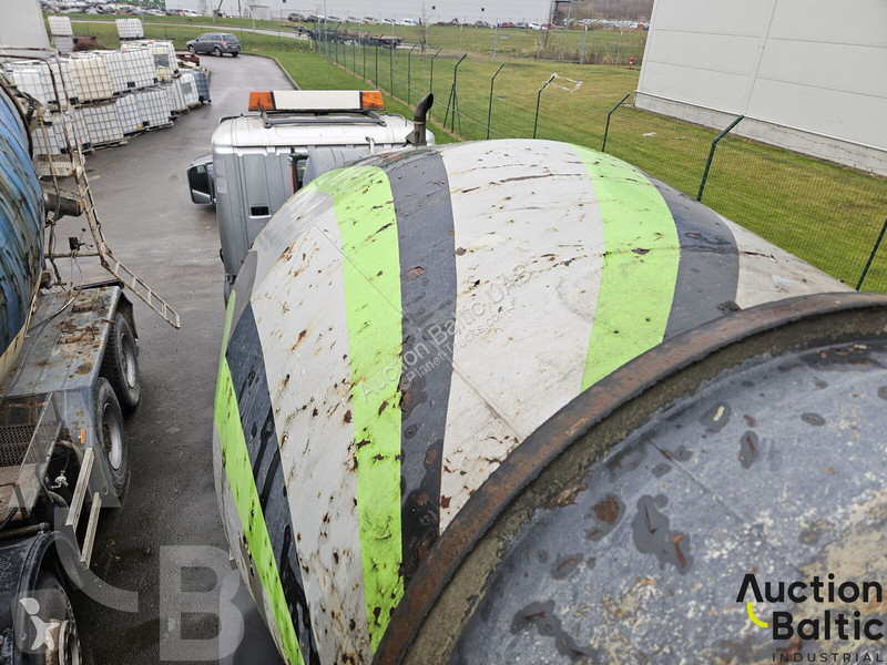 Béton Scania P 94 B