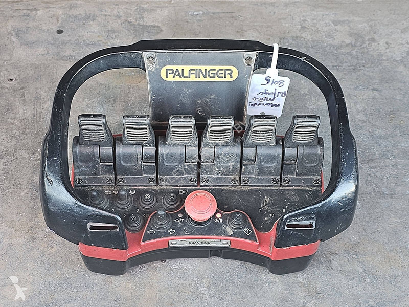 شاحنة Mercedes ATEGO 1221 PALFINGER ONLY127TKM