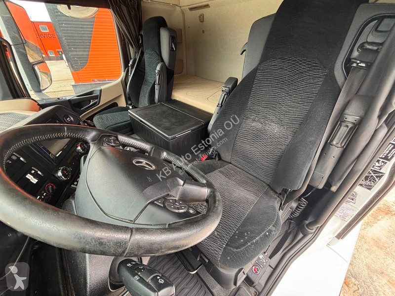 Mercedes 2546 6x2*4 BOX L=8338 mm truck