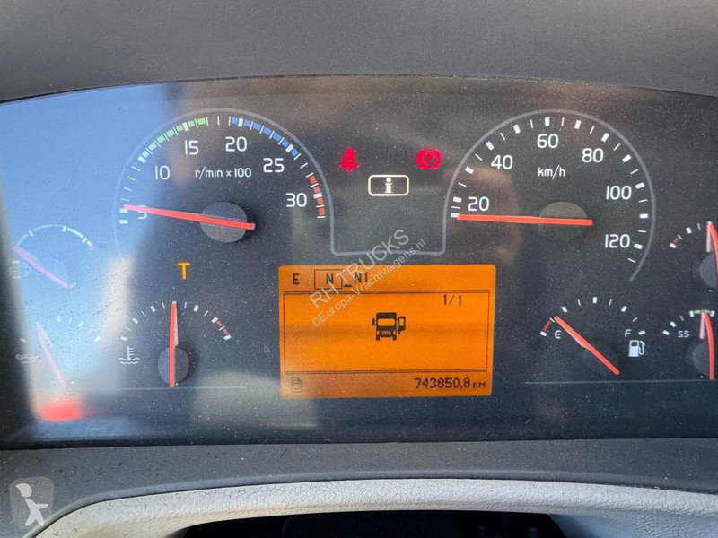 Camion Volvo 280 4X2 EURO 6 + DHOLLANDIA LIFT...