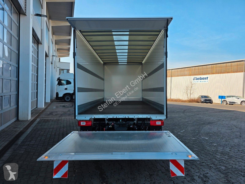 Lastbil Iveco ML80E21 Koffer LBW