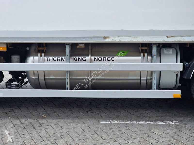 شاحنة Mercedes 1824 4x2 - Thermoking Spectrum...