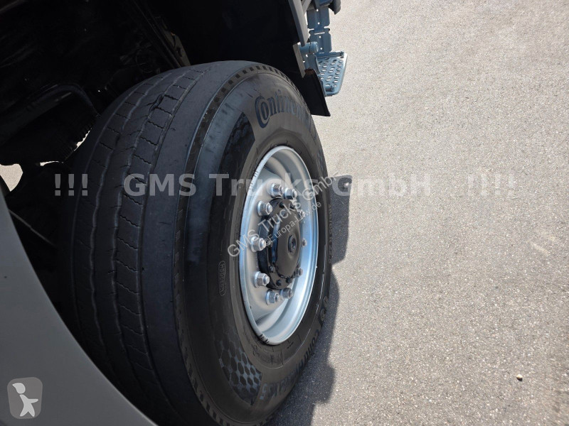 Camion Mercedes 1841 / 4X4 / 13m Hiab Kran /...