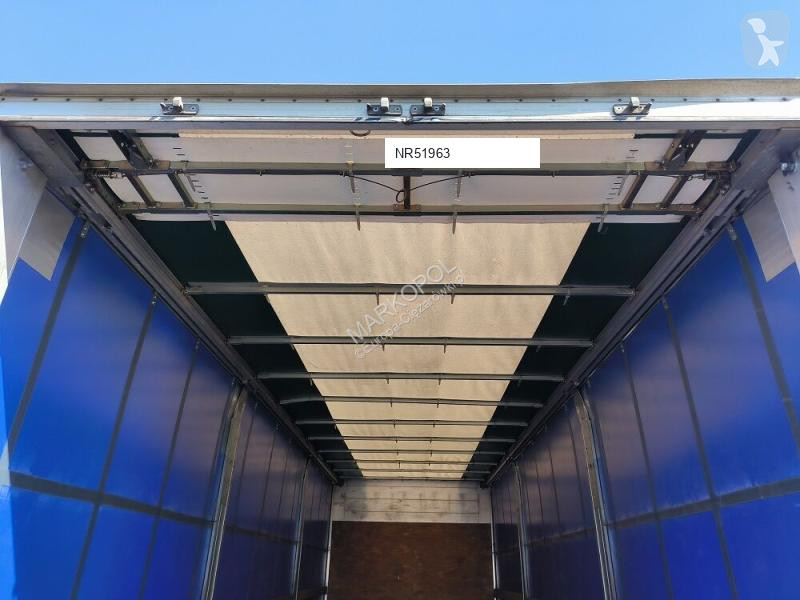 Vrachtwagen Mercedes TANDEM