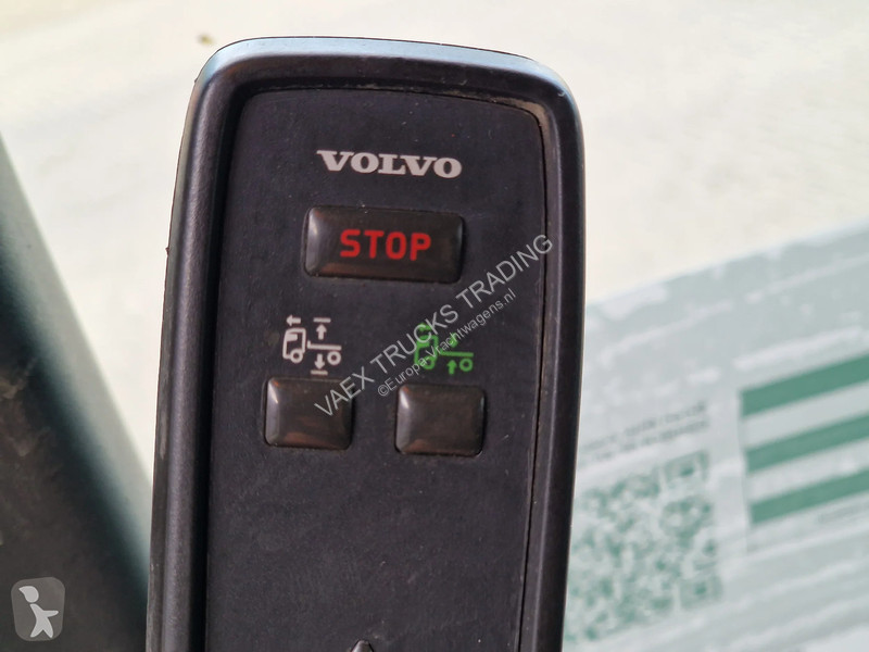 Camion Volvo 13500 Globetrotter 8x4*4 - Cable...