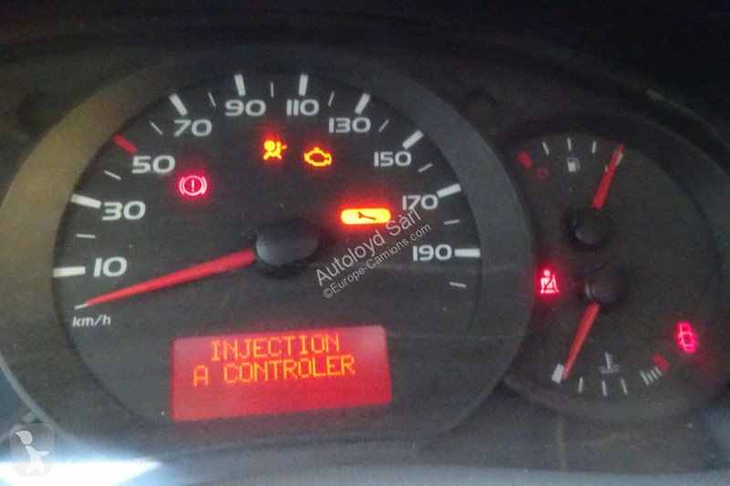 Véhicule utilitaire Renault MASTER 2,3 DCI 100...