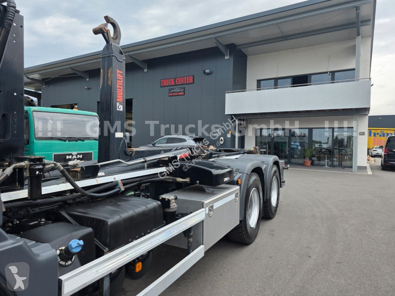 Camion MAN 33.470 / 6X4 / Hiab /33ton Chassis/...