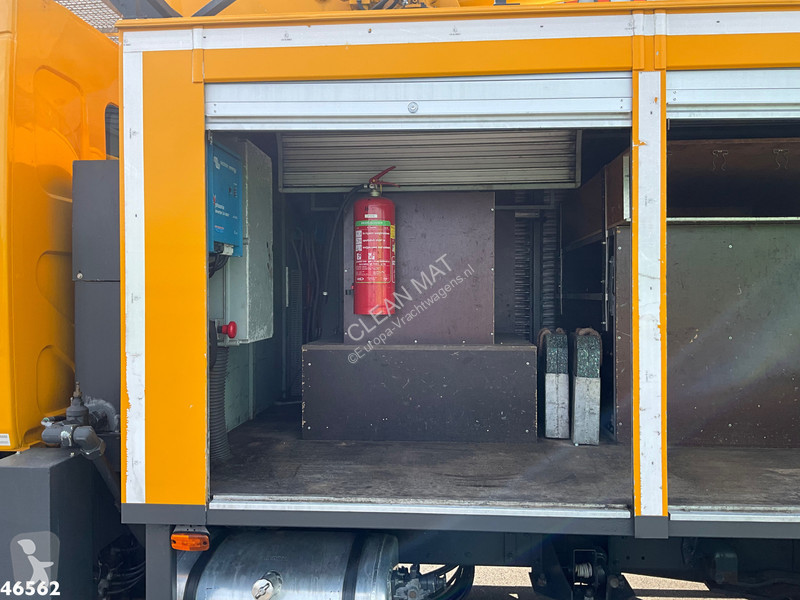 Vrachtwagen DAF LF 150 Custers 16,5 meter